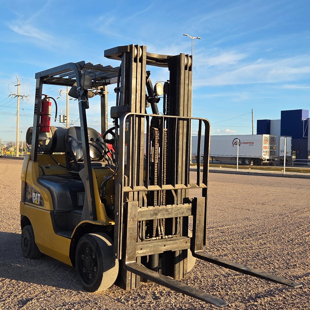 2004 Montacargas Caterpiller