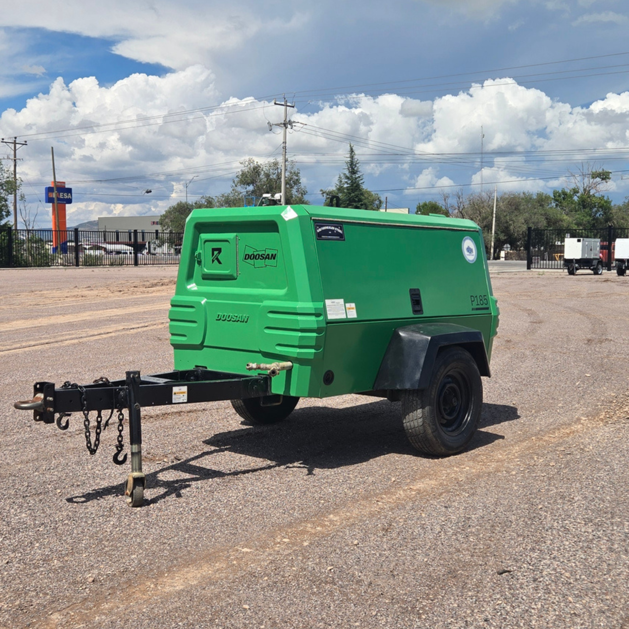 2017 DOOSAN 185 CFM