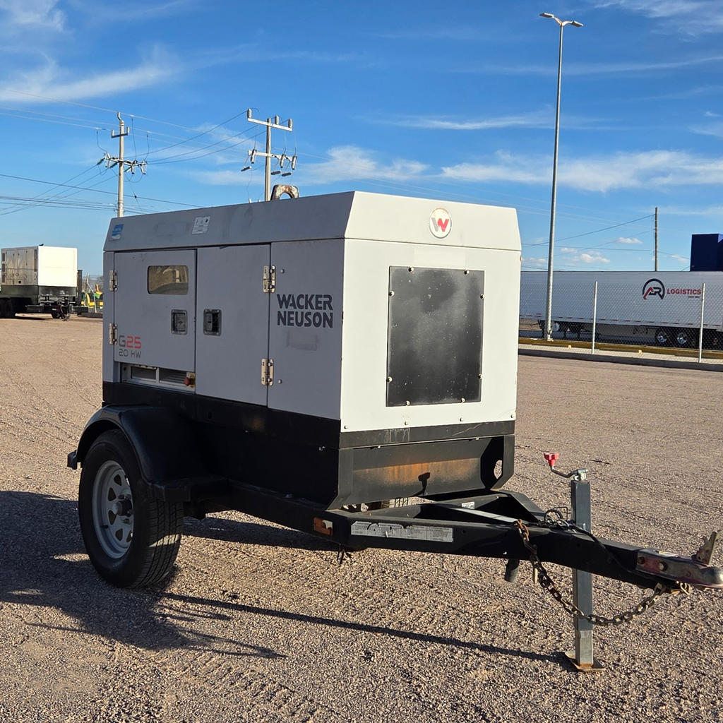 2016 Wacker Neuson 25-KVA