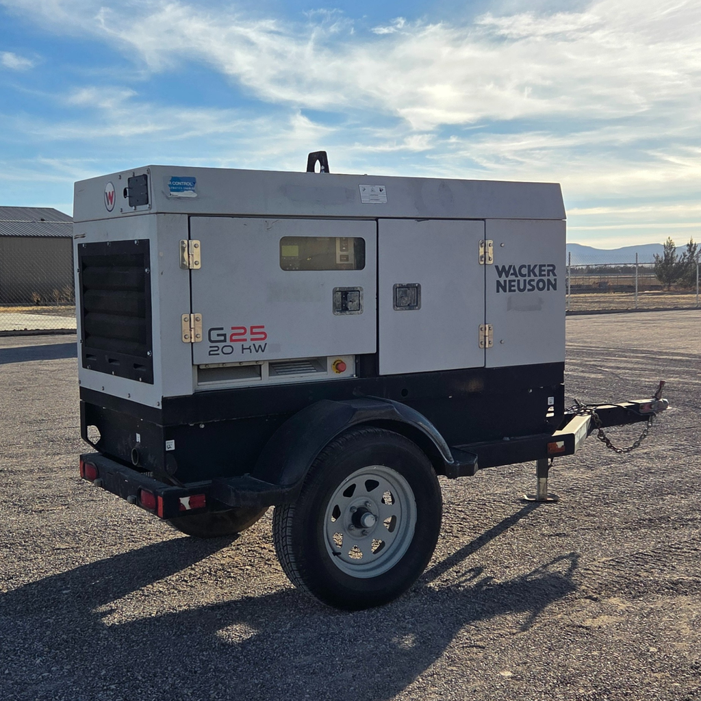 2016 Wacker Neuson 25-KVA