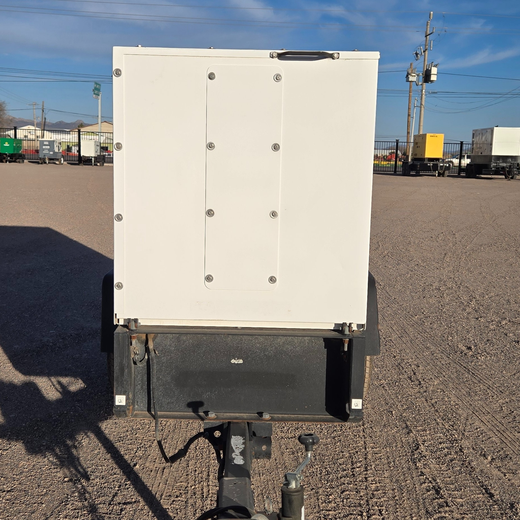 2017 Generac Magnum 25-KVA